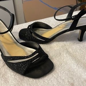 Caparros Black formal shoes